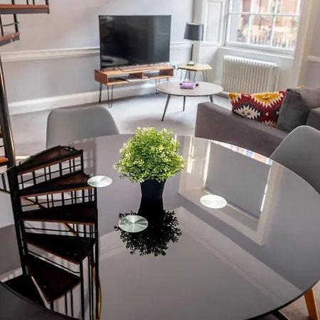 Leevin Stay Apartments City Center-2